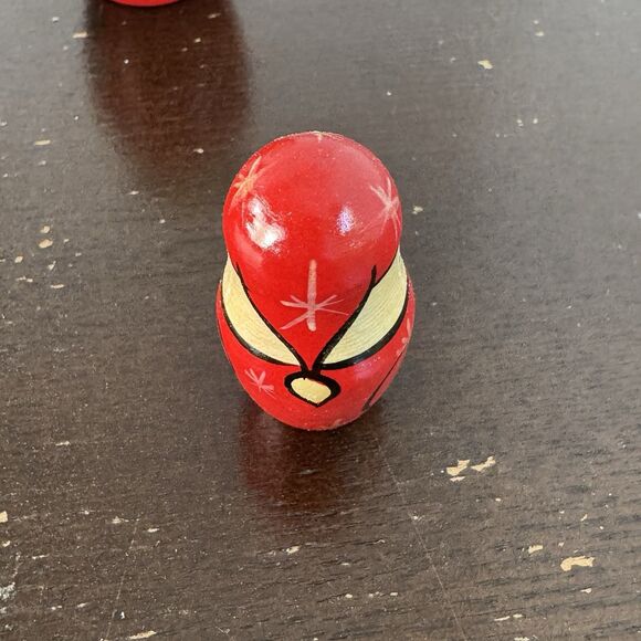 Vintage Hand Painted Nesting Santa Set Of 4 Russian Santa Claus Dolls - Picture 8 of 11